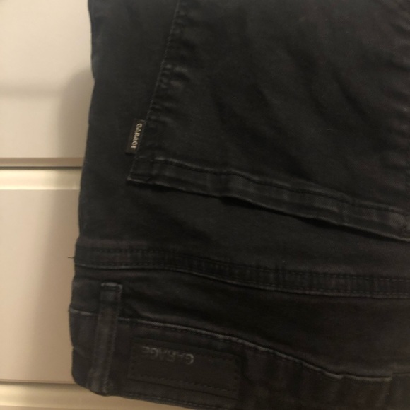 black knee ripped high rise jeans - Picture 2 of 4